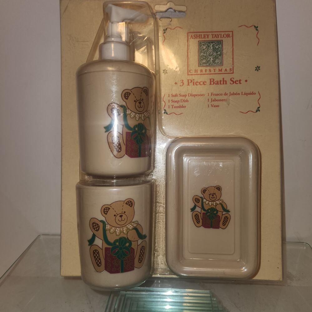 Vintage NIP Ashley Taylor Christmas 3 piece bath set